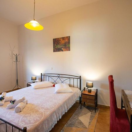 Peroulakis Traditional House Afrata Экстерьер фото