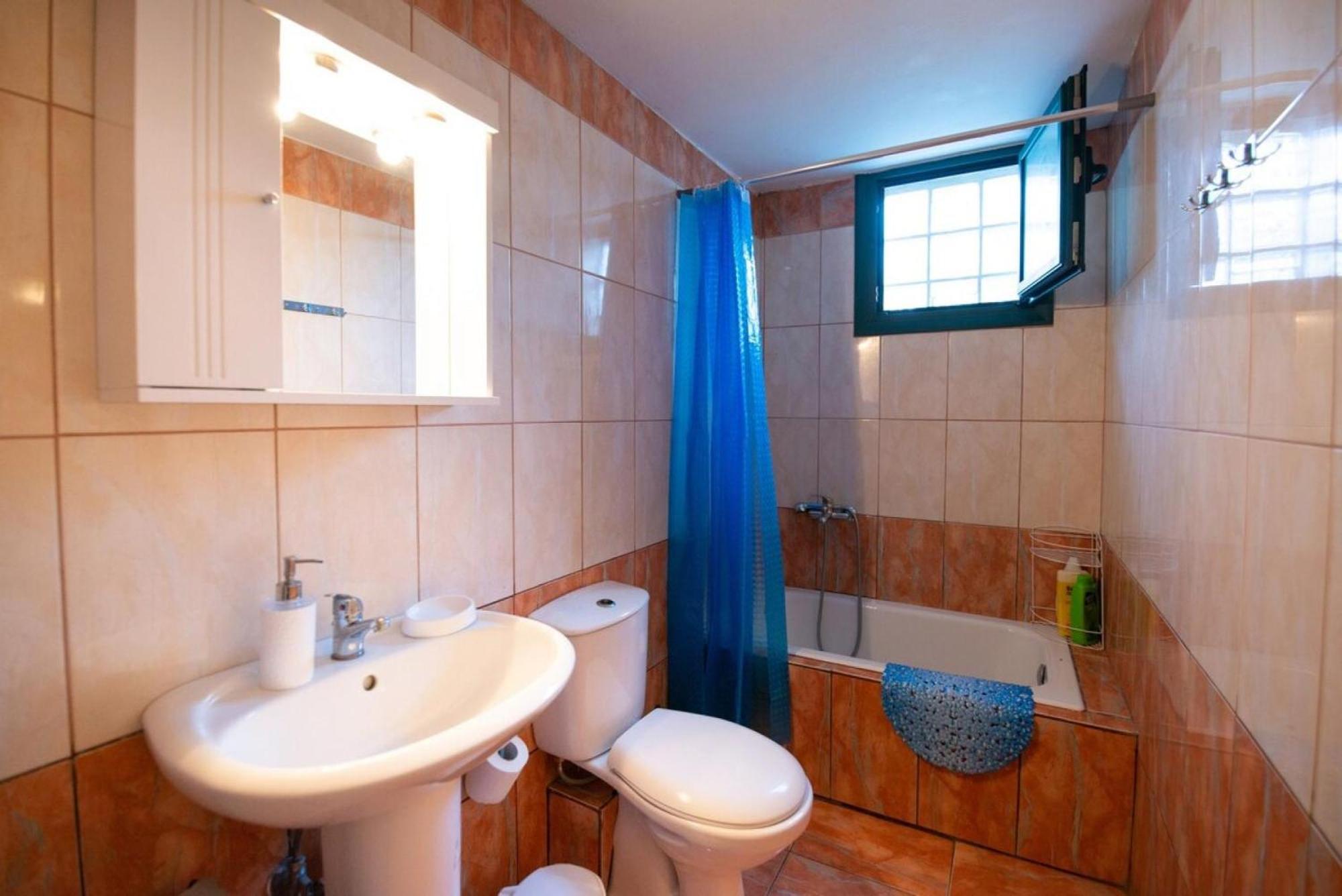 Peroulakis Traditional House Afrata Экстерьер фото